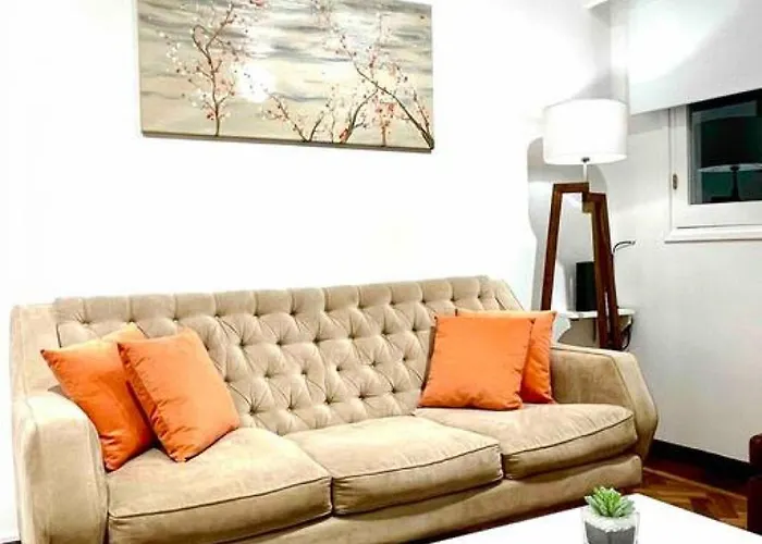 Dpto Ubicacion Perfecta Cuatro Habitaciones Tres Banos En Calle Caseros, Renovado Y Remodelado