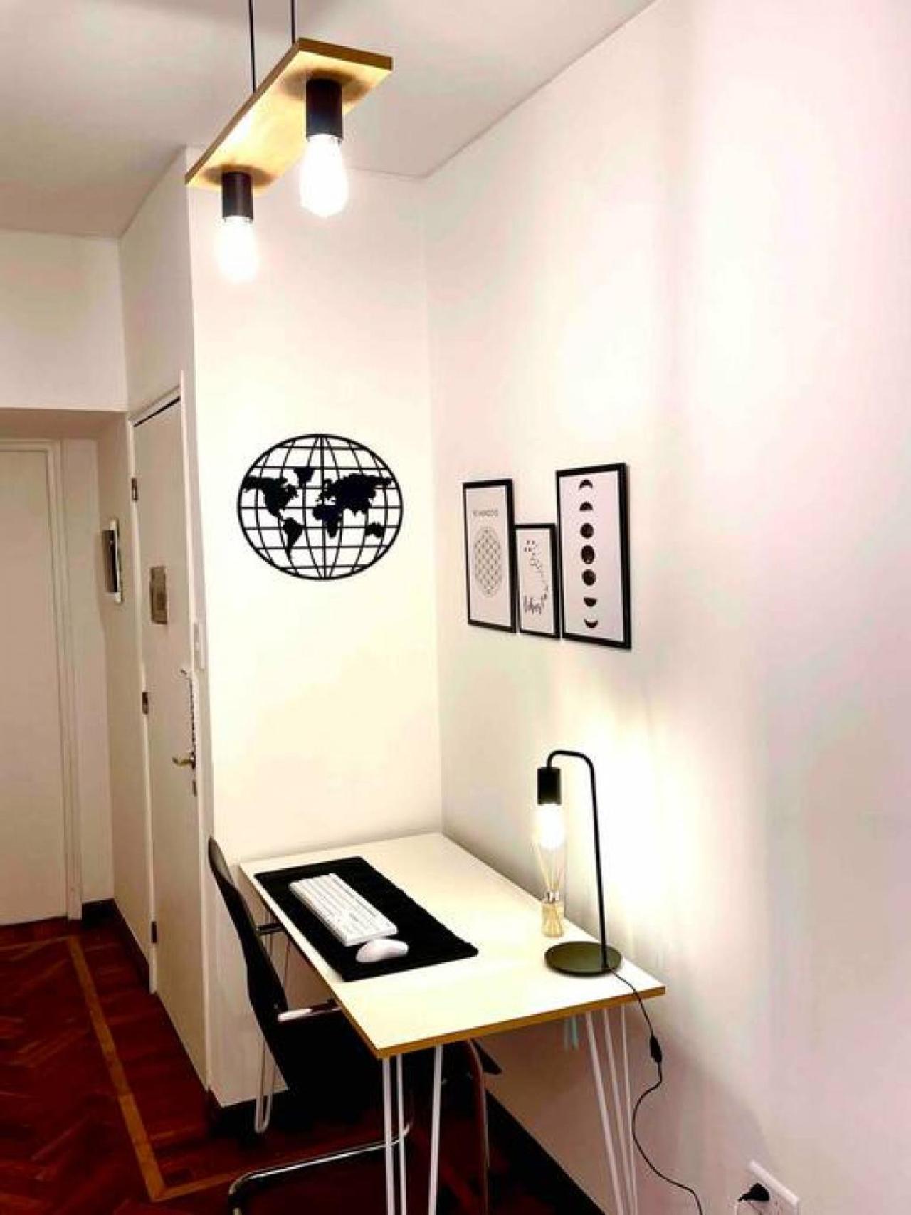 Dpto Ubicacion Perfecta Cuatro Tres Banos En Calle Caseros, Renovado Y Remodelado Apartment *